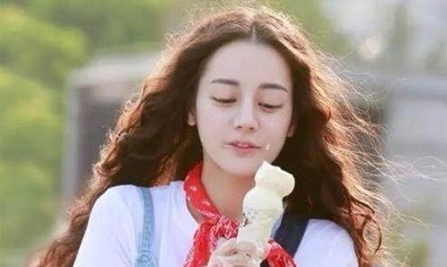 娱乐圈吃瓜主播星黛露,娱乐圈吃瓜主播的崛起之路 第3张 娱乐圈吃瓜主播星黛露,娱乐圈吃瓜主播的崛起之路 第3张